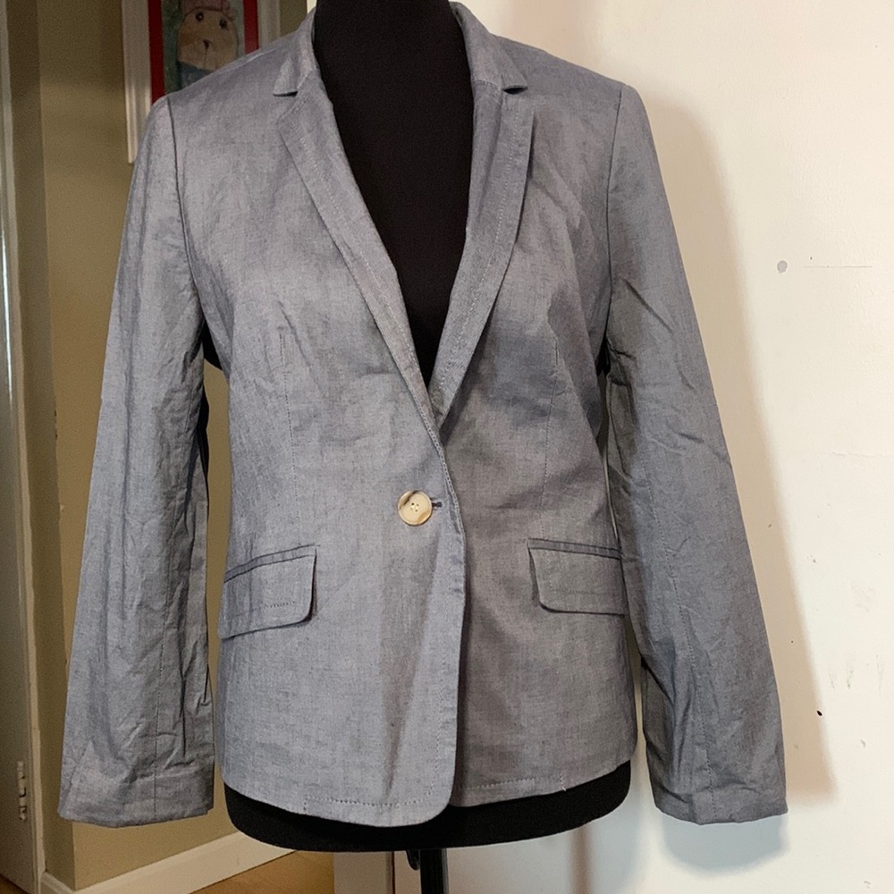 Talbots petites - Women’s light denim blazer size 12p